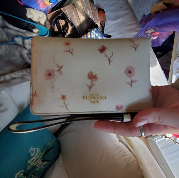 Small coach wrist wallet - Picture 5 of 5